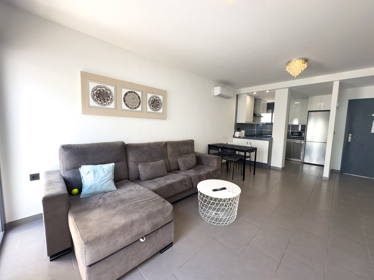 For sale - 2 Bedroom 2 Bathroom Penthouse in La Zenia - La Zenia  - Alicante