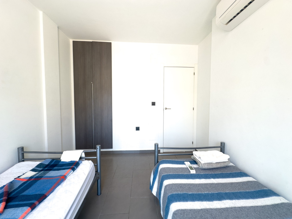 For sale - 2 Bedroom 2 Bathroom Penthouse in La Zenia - La Zenia  - Alicante