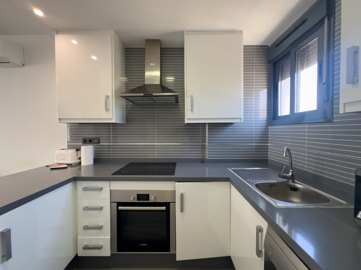 For sale - 2 Bedroom 2 Bathroom Penthouse in La Zenia - La Zenia  - Alicante