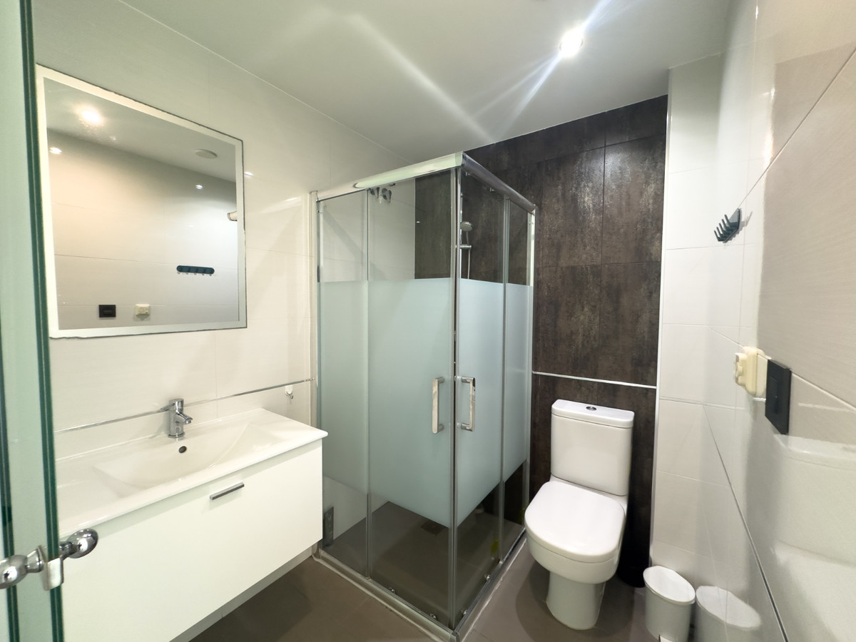 For sale - 2 Bedroom 2 Bathroom Penthouse in La Zenia  - La Zenia  - Alicante