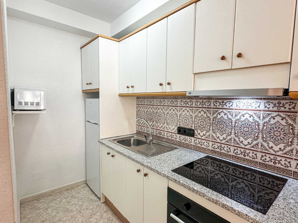 For sale - 2 Bedroom 1 Bathroom House - Bungalow in Orihuela - Playa Flamenca  - Alicante