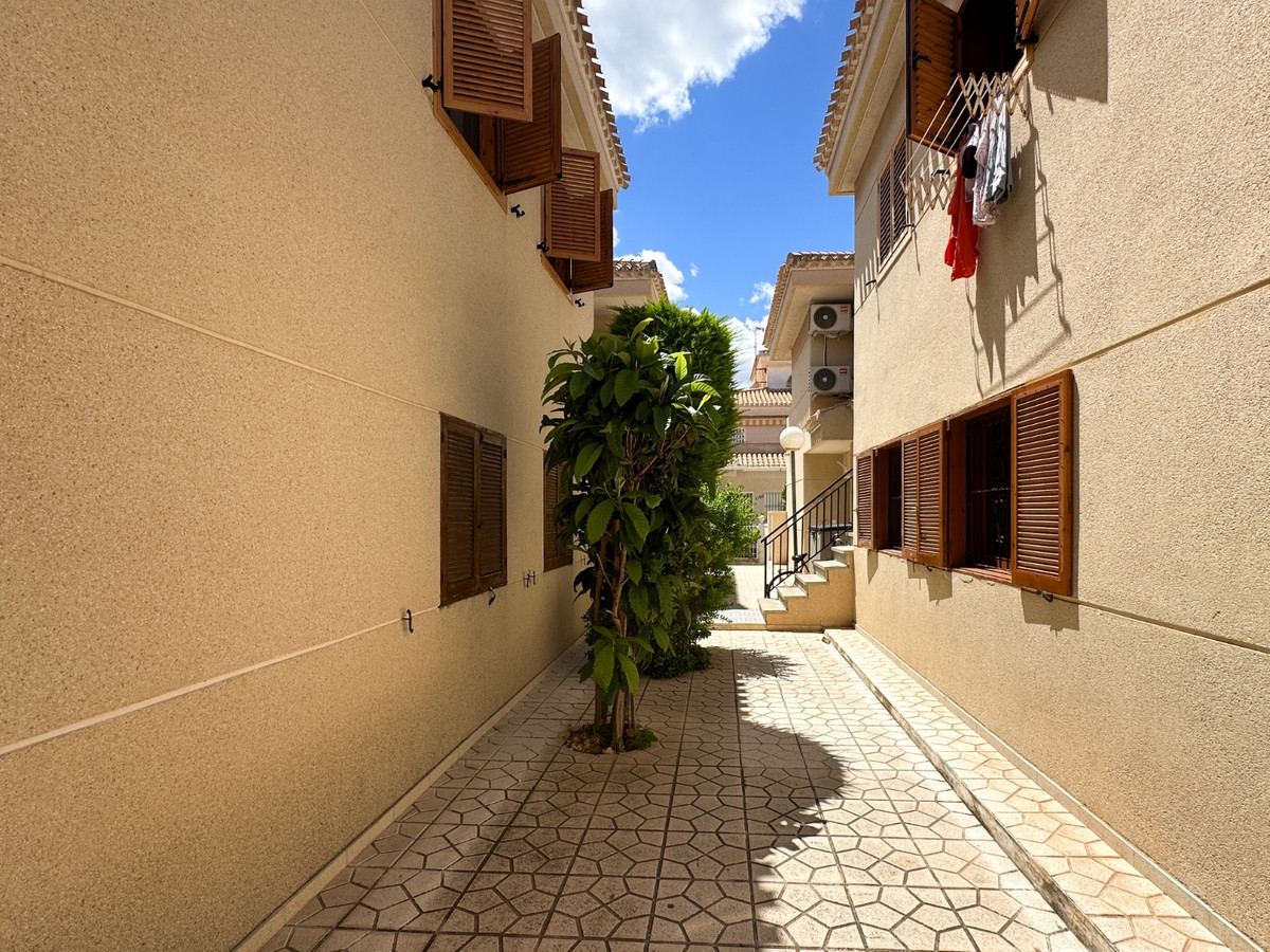 For sale - 2 Bedroom 1 Bathroom House - Bungalow in Orihuela - Playa Flamenca  - Alicante