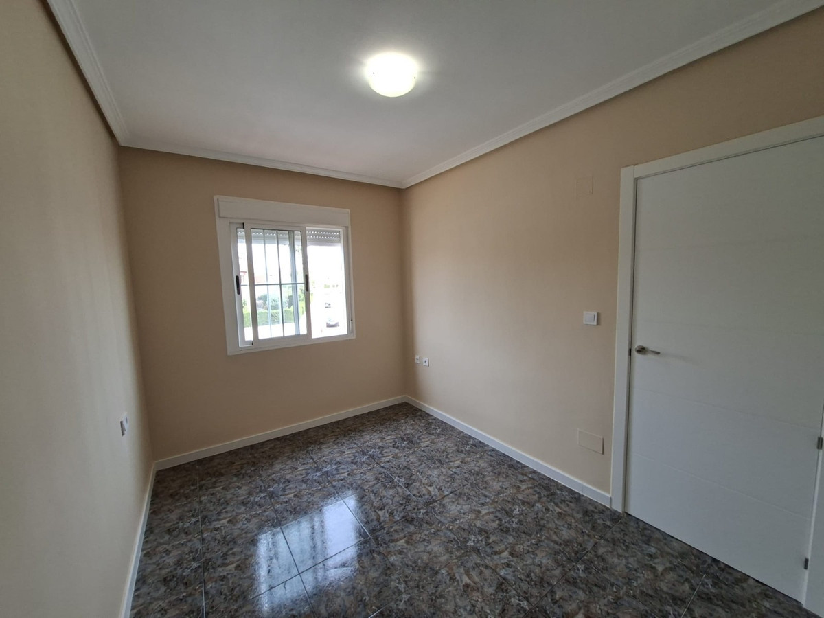 For sale - 2 Bedroom 1 Bathroom apartment in Playa Flamenca - Playa Flamenca  - Alicante
