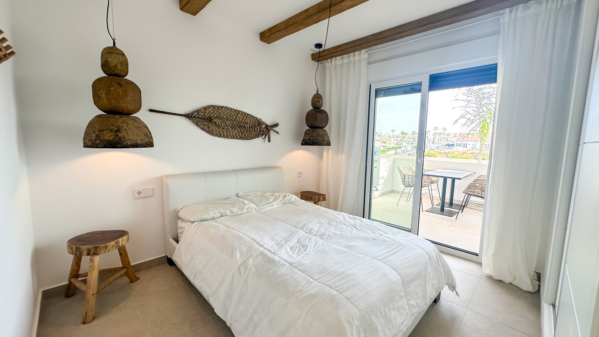 For sale - 2 Bedroom 2 Bathroom Apartment - Ground Floor Apartment in Orihuela - Playa Flamenca  - Alicante