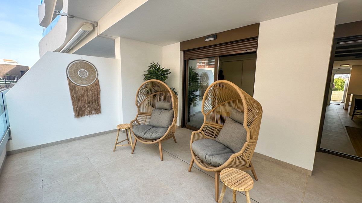 For sale - 2 Bedroom 2 Bathroom Apartment - Ground Floor Apartment in Orihuela - Playa Flamenca  - Alicante