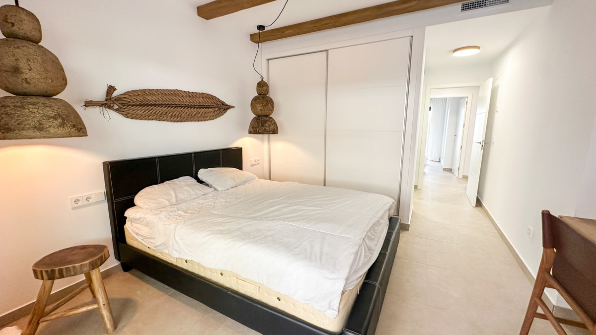 For sale - 2 Bedroom 2 Bathroom Apartment - Ground Floor Apartment in Orihuela - Playa Flamenca  - Alicante