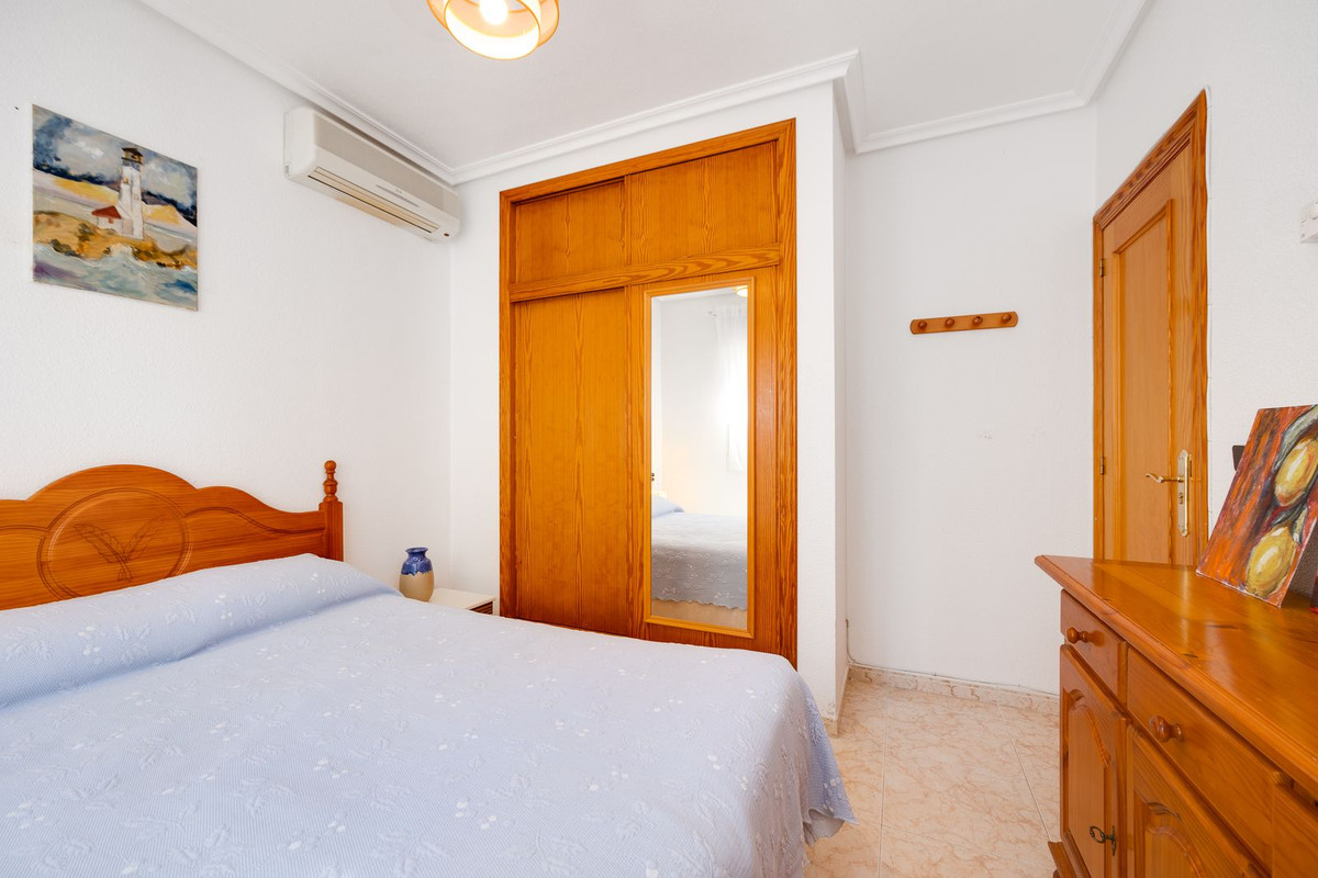 For sale - 3 Bedroom 2 Bathroom Detached Villa in Playa Flamenca - Orihuela Costa  - Alicante