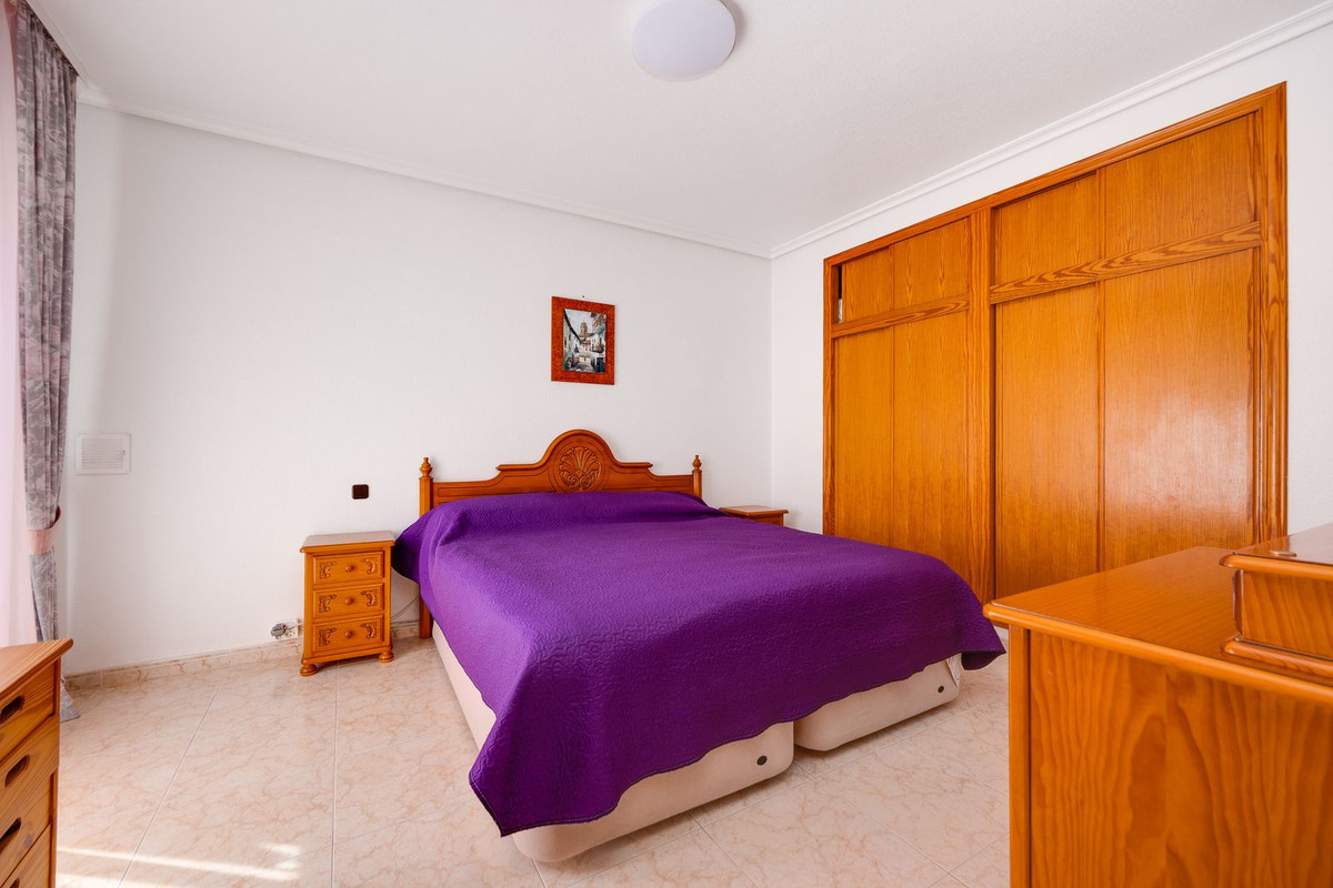 For sale - 3 Bedroom 2 Bathroom Detached Villa in Playa Flamenca - Orihuela Costa  - Alicante