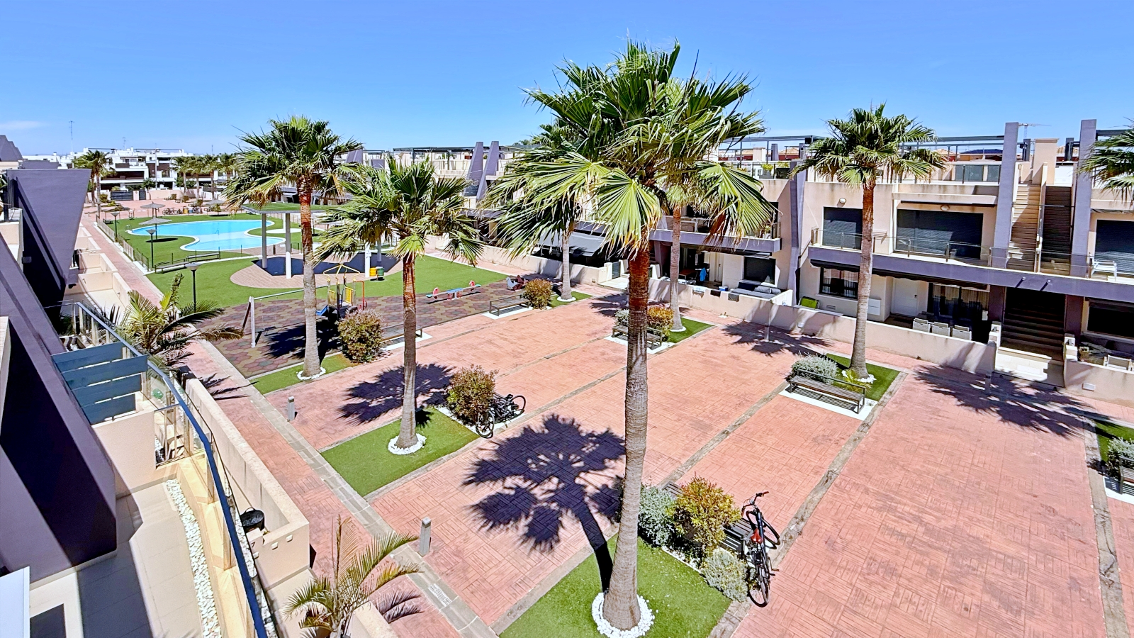 For sale - 3 Bedroom 2 Bathroom Penthouse in Pilar de la Horadada - Torre de la Horadada  - Alicante