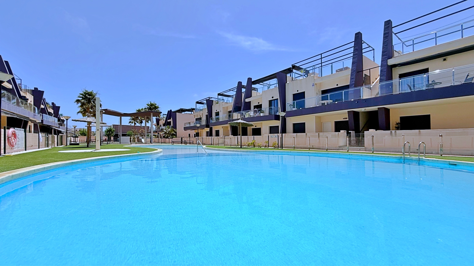 For sale - 3 Bedroom 2 Bathroom Penthouse in Pilar de la Horadada - Torre de la Horadada  - Alicante