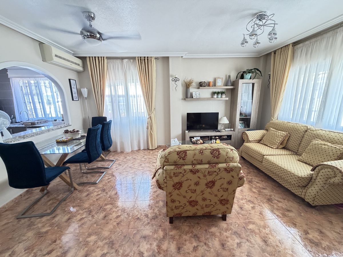 For sale - 2 Bedroom 2 Bathroom Quad in La Zenia - , La Zenia, Alicante, Spain - Alicante
