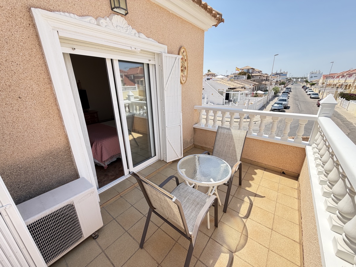 For sale - 2 Bedroom 2 Bathroom Quad in La Zenia - , La Zenia, Alicante, Spain - Alicante