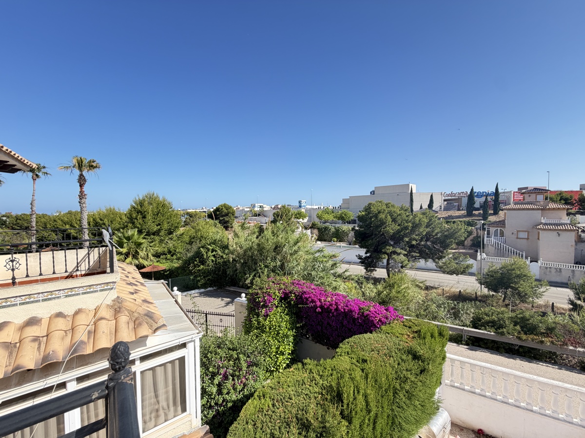 Sold - SOLD! 3 Bedroom 2 Bathroom Quad in Playa Flamenca - , Playa Flamenca, Alicante, Spain - Alicante