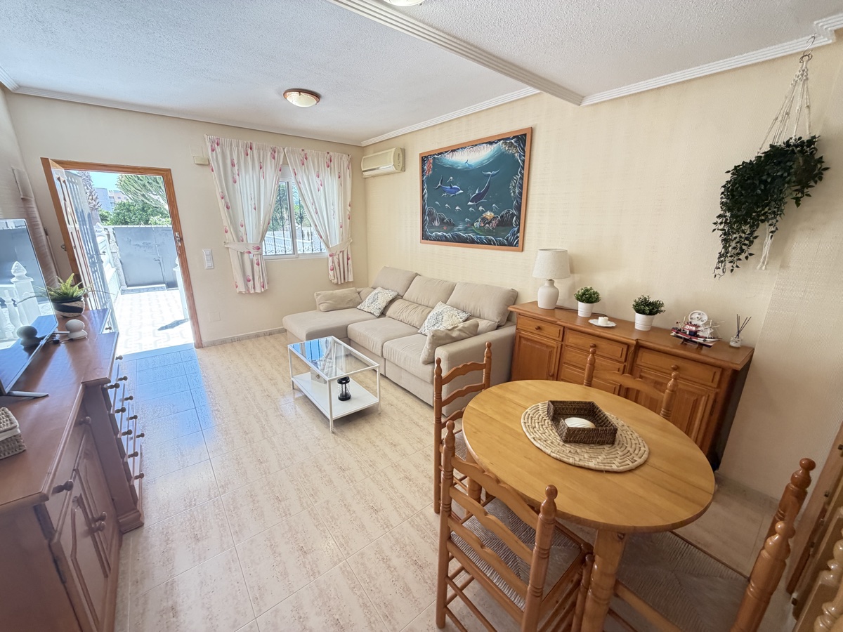 For sale - 3 Bedroom 3 Bathroom Townhouse in Playa Flamenca - , Playa Flamenca, Alicante, Spain - Alicante