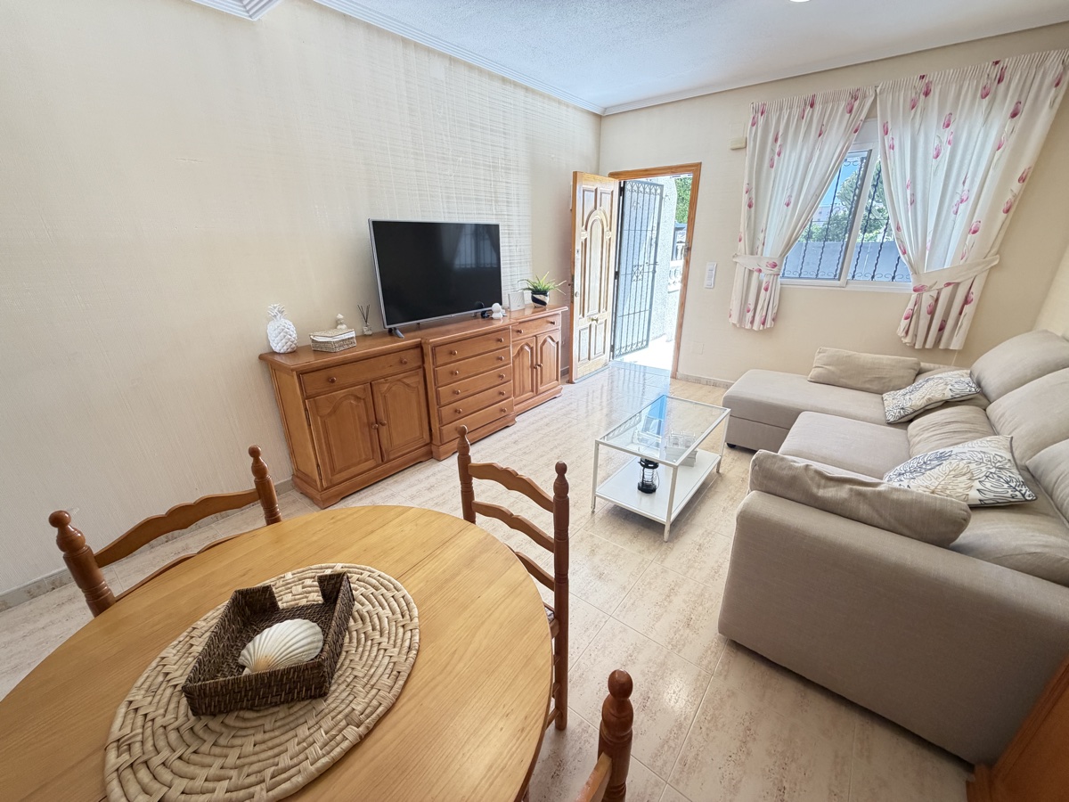 For sale - 3 Bedroom 3 Bathroom Townhouse in Playa Flamenca - , Playa Flamenca, Alicante, Spain - Alicante