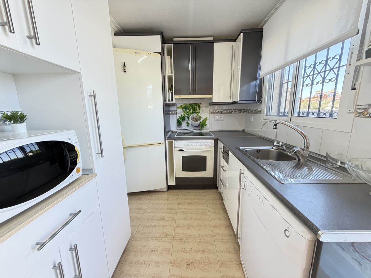 For sale - 3 Bedroom 3 Bathroom Townhouse in Playa Flamenca - , Playa Flamenca, Alicante, Spain - Alicante