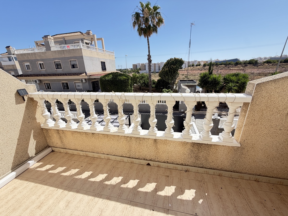 For sale - 3 Bedroom 3 Bathroom Townhouse in Playa Flamenca - , Playa Flamenca, Alicante, Spain - Alicante