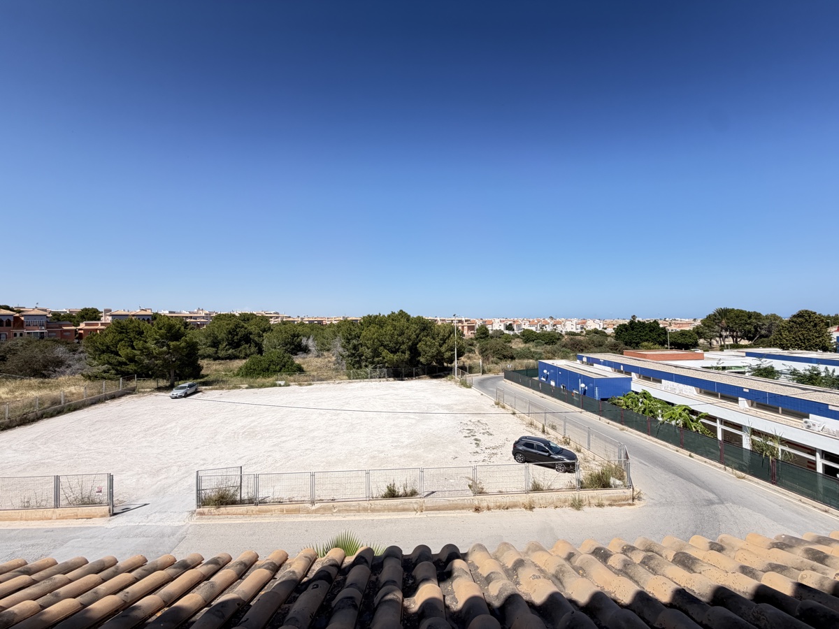 For sale - 3 Bedroom 3 Bathroom Townhouse in Playa Flamenca - , Playa Flamenca, Alicante, Spain - Alicante