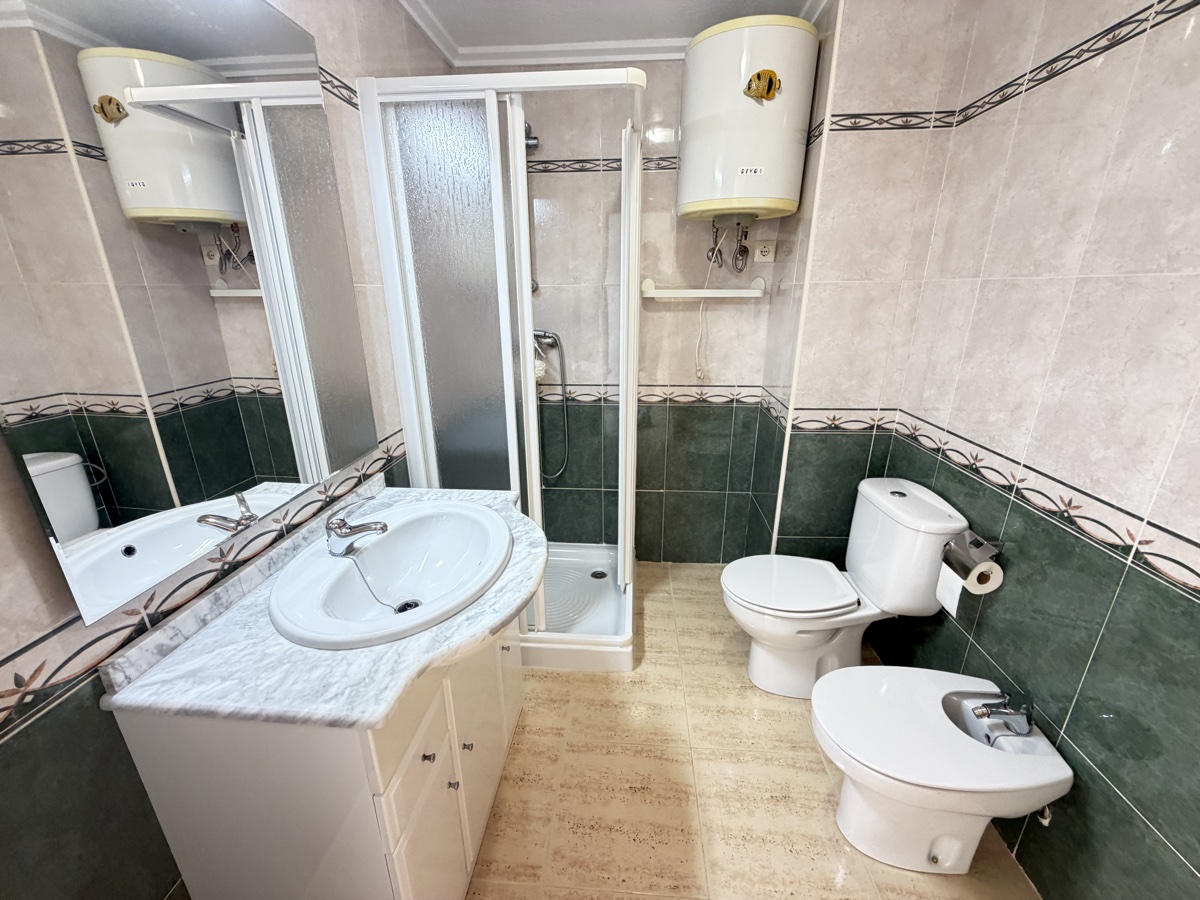 For sale - 3 Bedroom 3 Bathroom Townhouse in Playa Flamenca - , Playa Flamenca, Alicante, Spain - Alicante