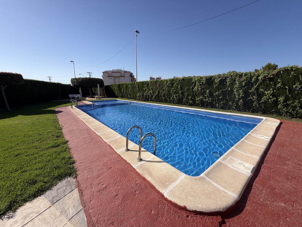 For sale - 3 Bedroom 3 Bathroom Townhouse in Playa Flamenca - , Playa Flamenca, Alicante, Spain - Alicante