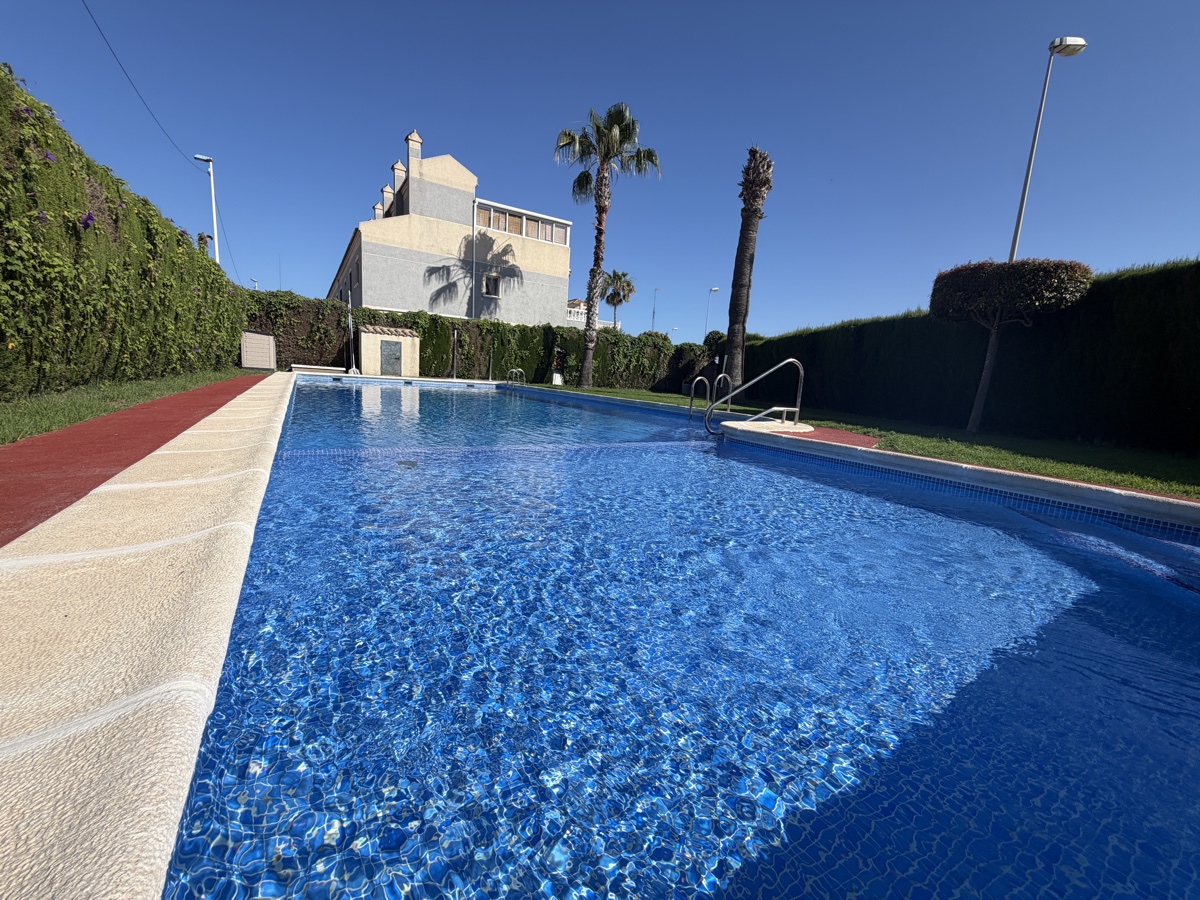For sale - 3 Bedroom 3 Bathroom Townhouse in Playa Flamenca - , Playa Flamenca, Alicante, Spain - Alicante