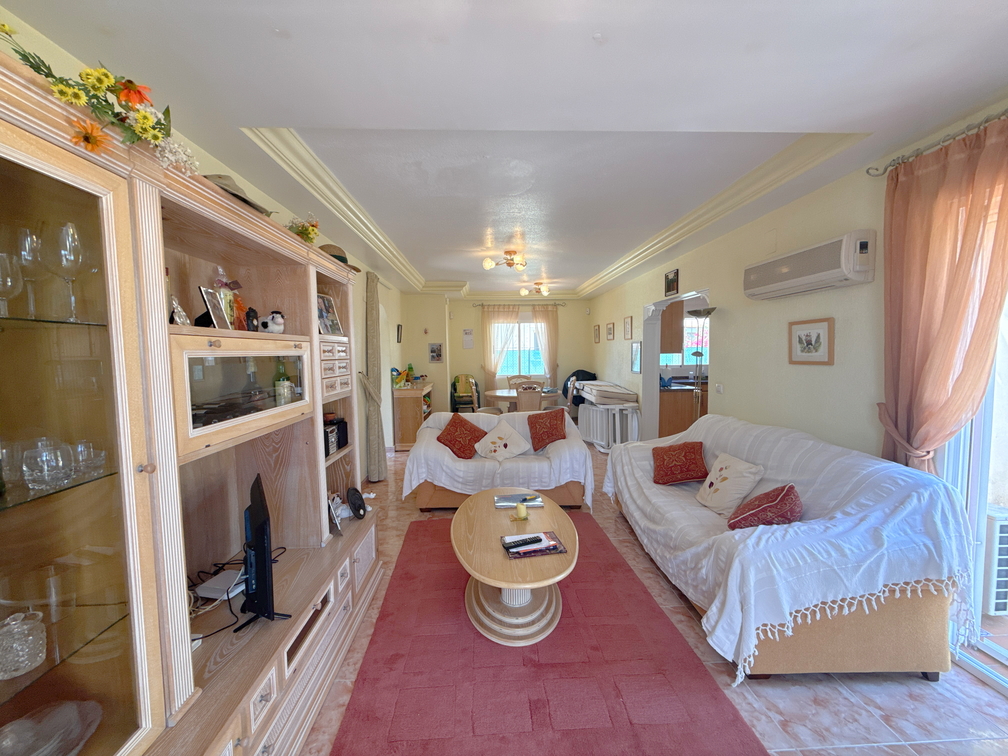 For sale - 3 Bedroom 2 Bathroom Villa in Cabo Roig -  - Alicante