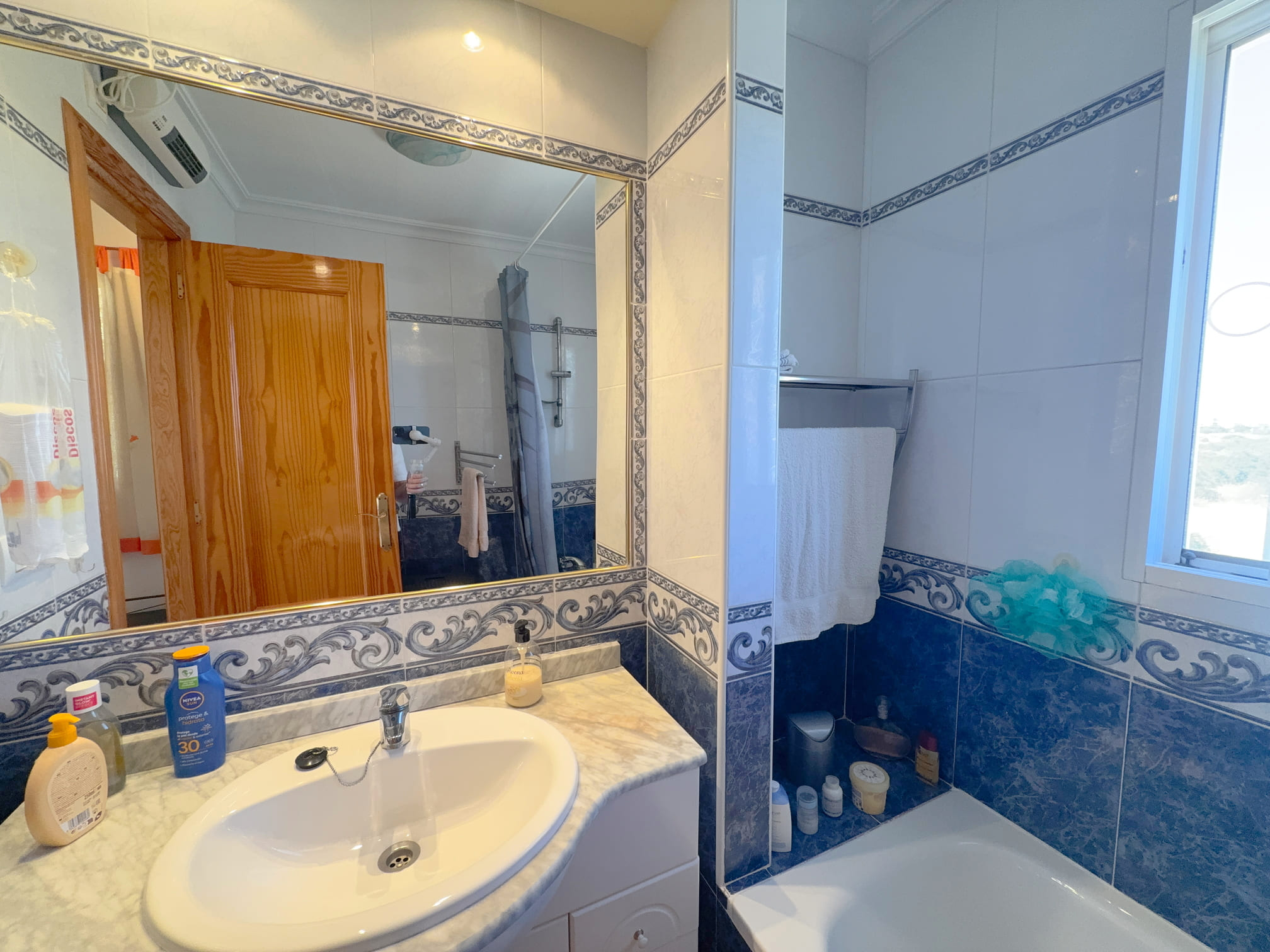 For sale - 2 Bedroom 2 Bathroom Semi Detached House in Cabo Roig -  - Alicante