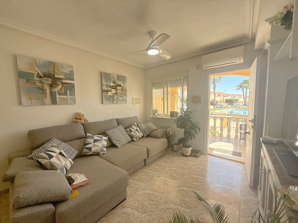 For sale - 3 Bedroom 2 Bathroom Townhouse in Cabo Roig -  - Alicante