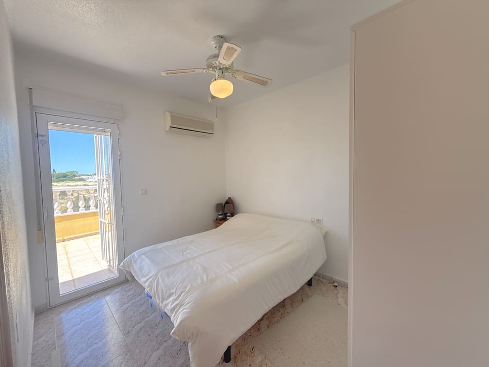 For sale - 3 Bedroom 2 Bathroom Townhouse in Cabo Roig -  - Alicante