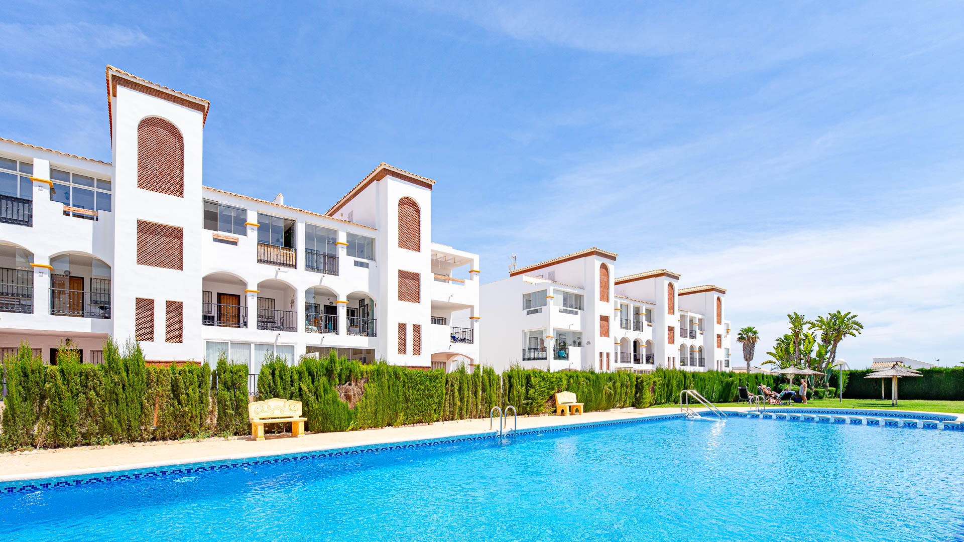 For sale - 2 Bedroom 1 Bathroom Penthouse Apartament in Punta Prima - La Ciñuelica  - Alicante