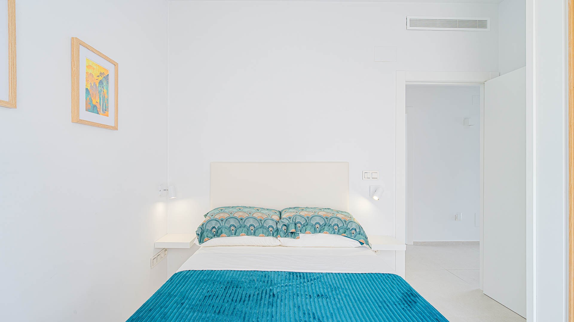 For sale - 4 Bedroom 2 Bathroom Villa in Punta Prima - Punta Prima  - Alicante