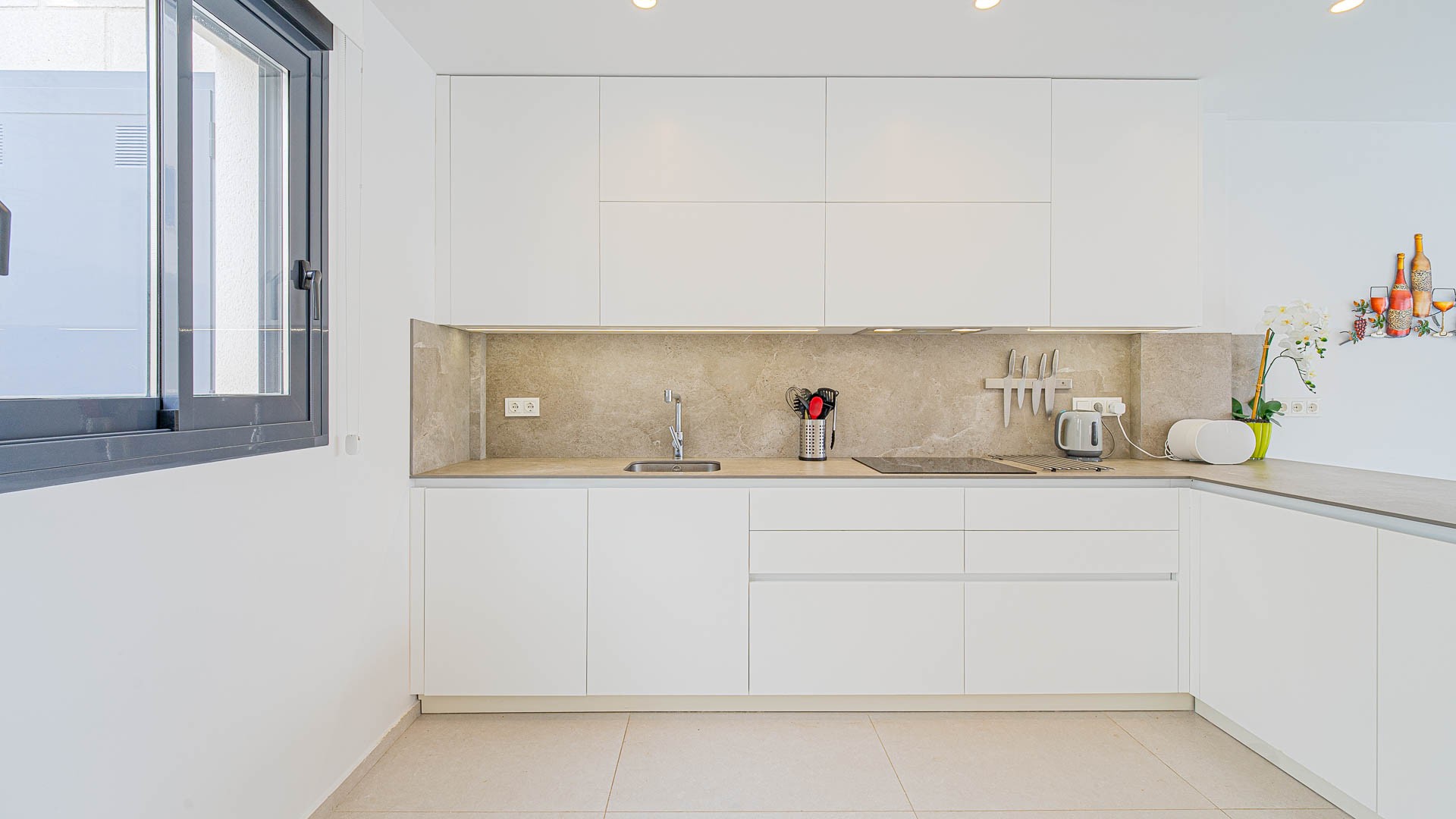 For sale - 4 Bedroom 2 Bathroom Villa in Punta Prima - Punta Prima  - Alicante