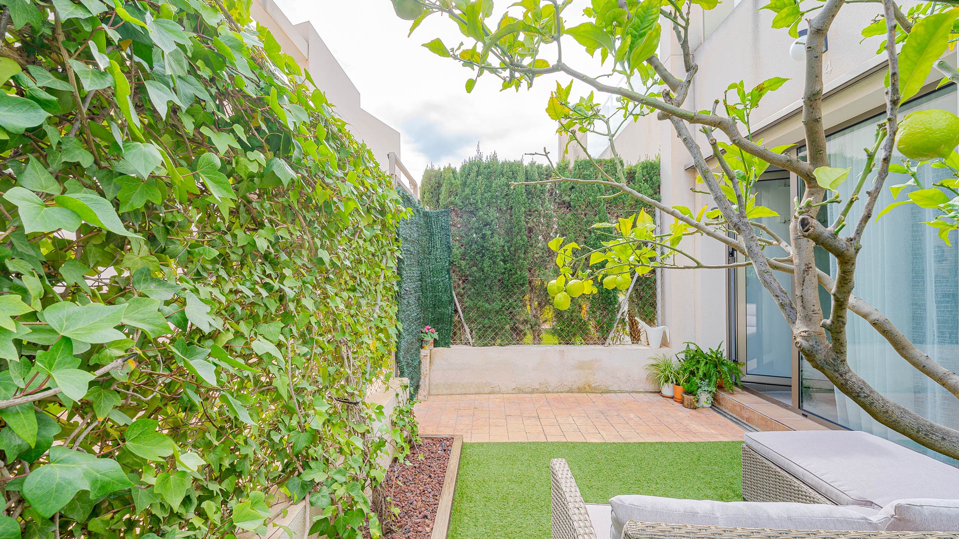 For sale - 3 Bedroom 3 Bathroom Townhouse in Punta Prima - Punta Prima  - Alicante