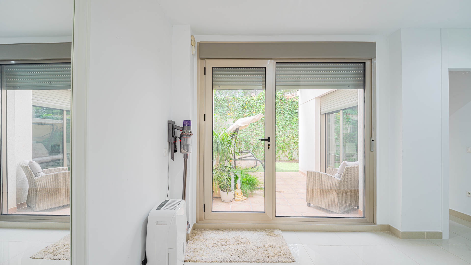 For sale - 3 Bedroom 3 Bathroom Townhouse in Punta Prima - Punta Prima  - Alicante