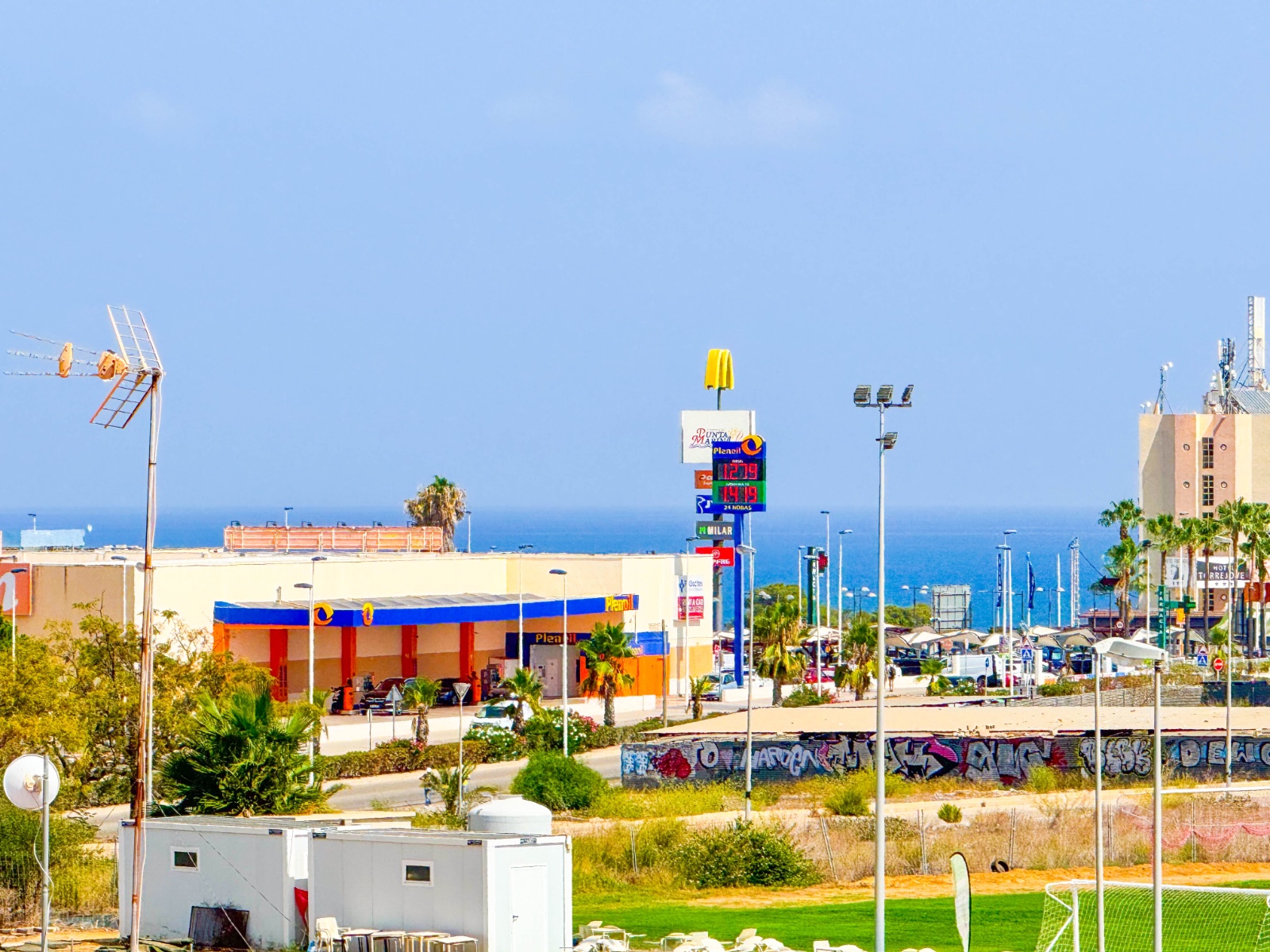 For sale - 3 Bedroom 2 Bathroom Quad in Punta Prima - Punta Prima  - Alicante