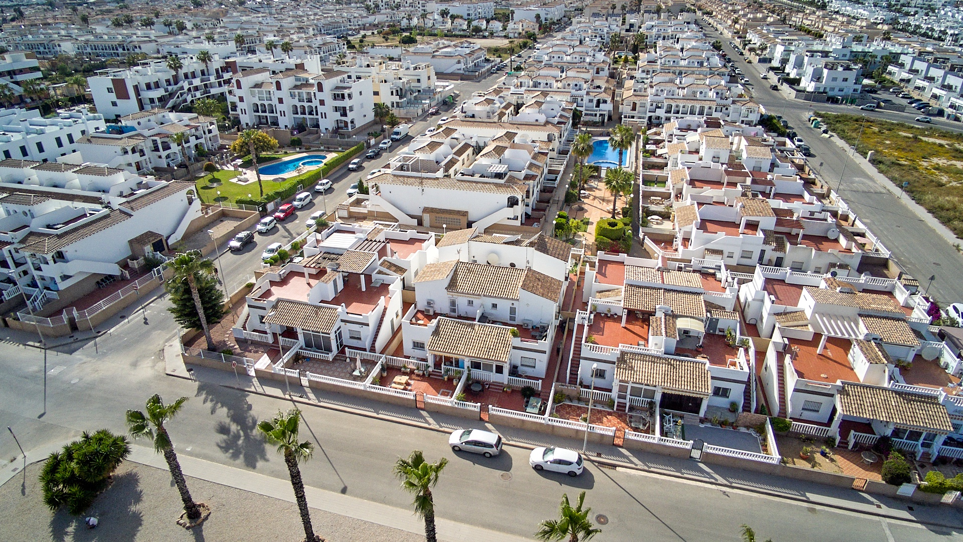 For sale - 3 Bedroom 2 Bathroom Quad in Punta Prima - Punta Prima  - Alicante