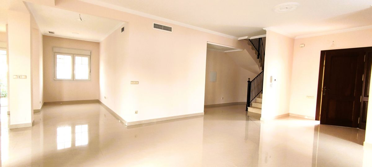For sale - 4 Bedroom 4 Bathroom Villa in CABO ROIG - , CABO ROIG, Alicante, Spain - Alicante