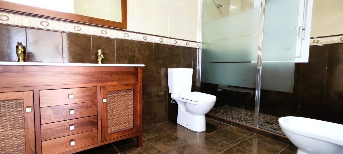 For sale - 4 Bedroom 4 Bathroom Villa in CABO ROIG - , CABO ROIG, Alicante, Spain - Alicante