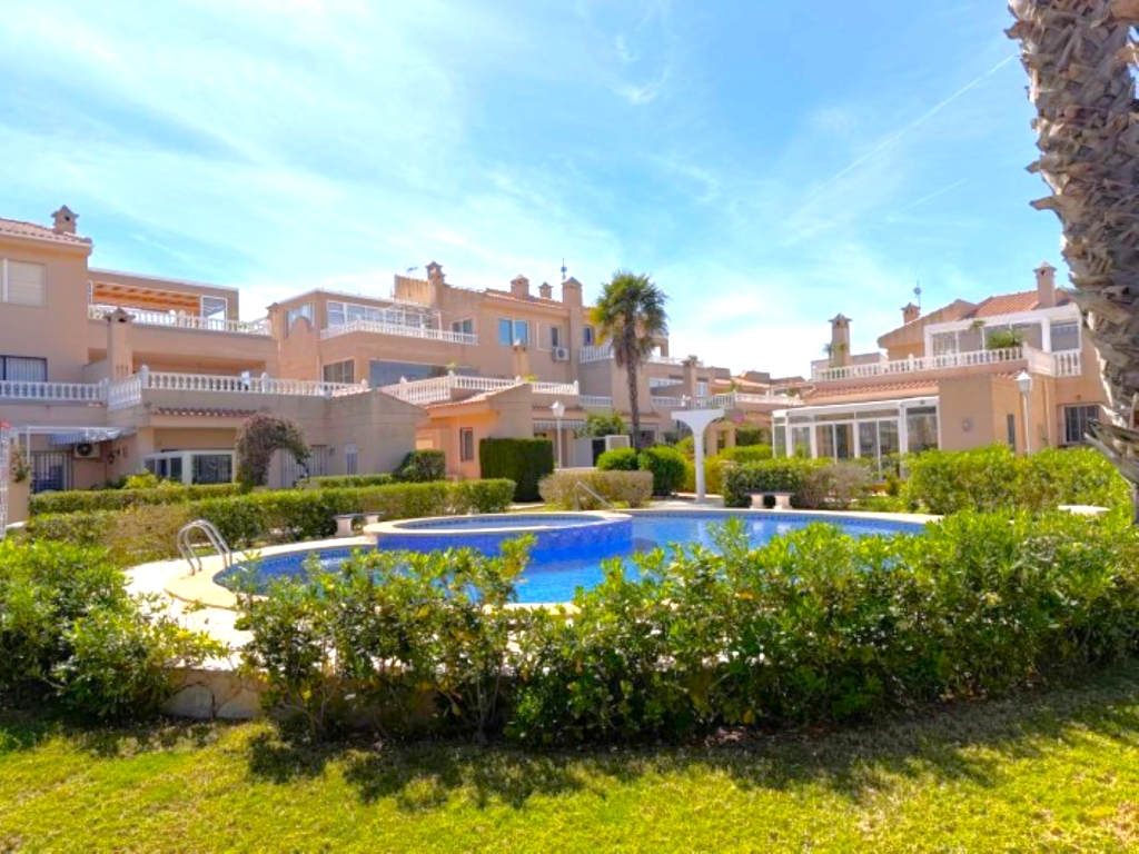 2 Bedroom 1 Bathroom Property in Playa Flamenca
