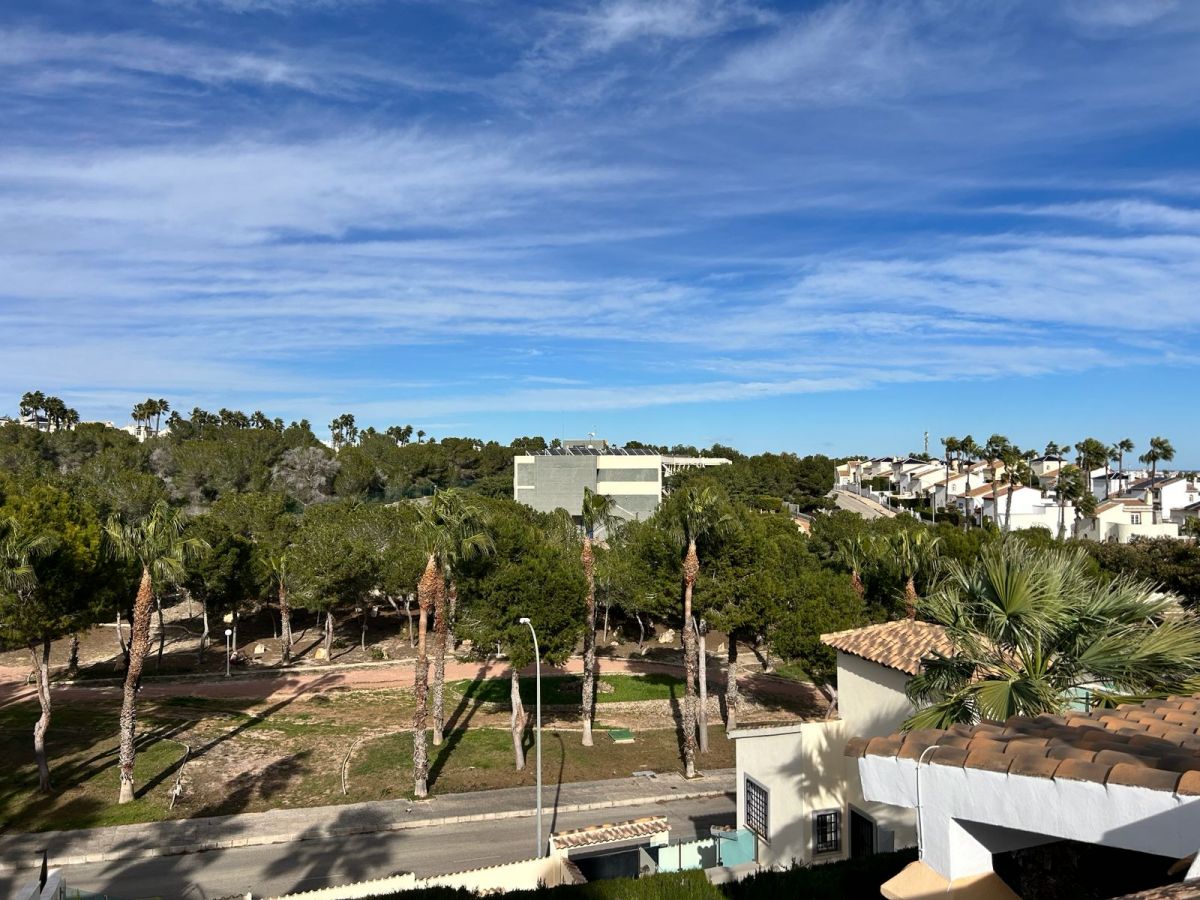 For sale - 3 Bedroom 2 Bathroom Semi Detached in VILLAMARTIN - , VILLAMARTIN, Alicante, Spain - Alicante
