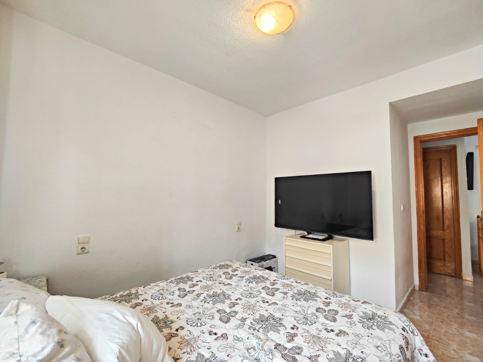 For sale - 2 Bedroom 1 Bathroom Apartment in Torrevieja - Antonio Machado  - Alicante
