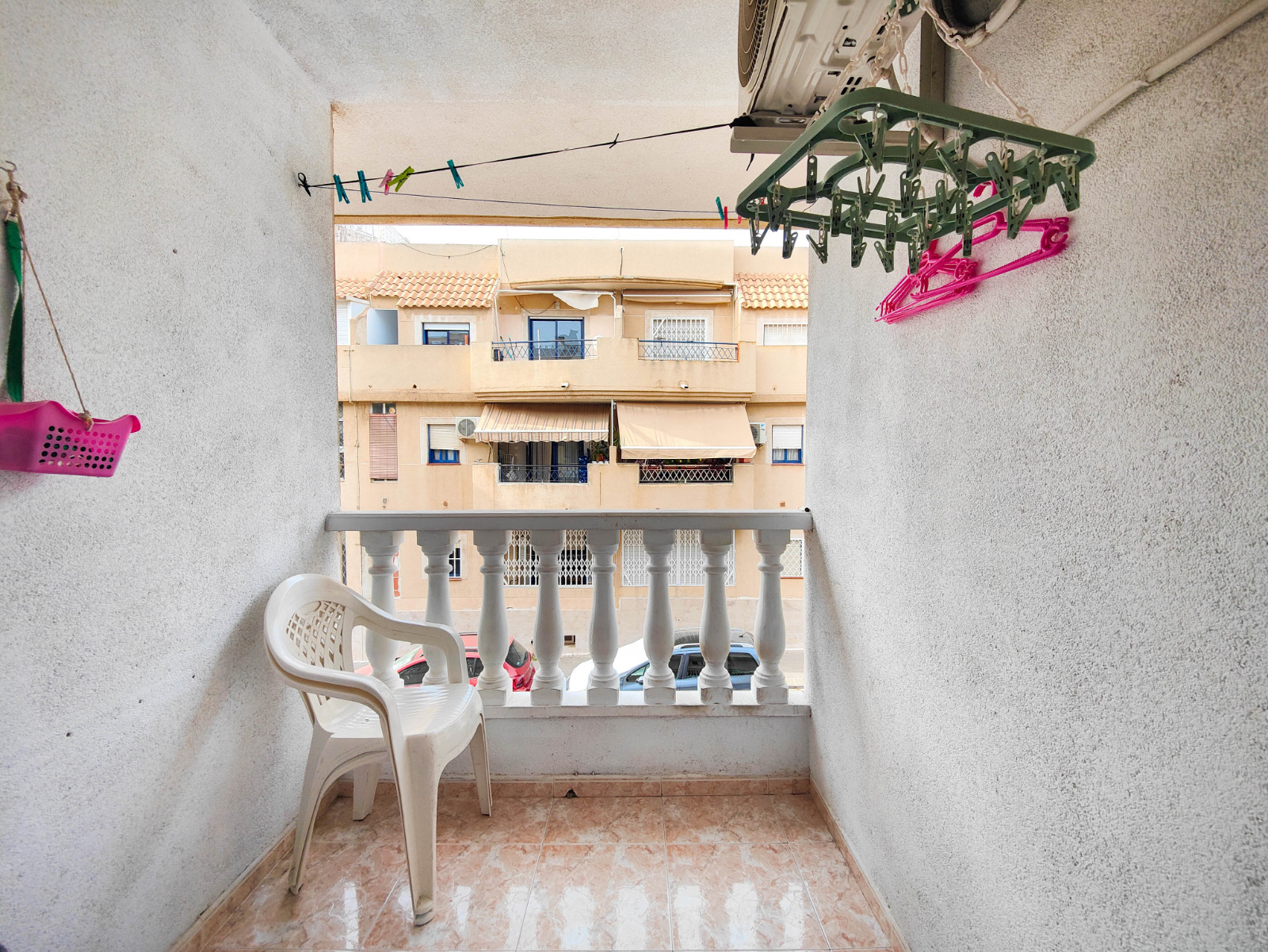 For sale - 2 Bedroom 1 Bathroom Apartment in Torrevieja - Antonio Machado  - Alicante
