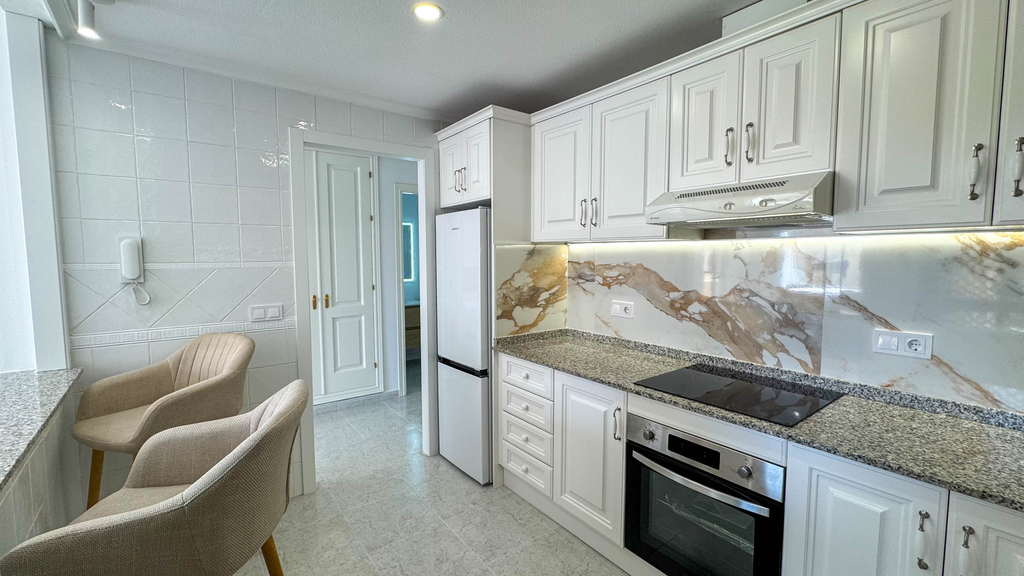 For sale - 2 Bedroom 2 Bathroom Apartment in Orihuela Costa - Lomas de Cabo Roig  - Alicante