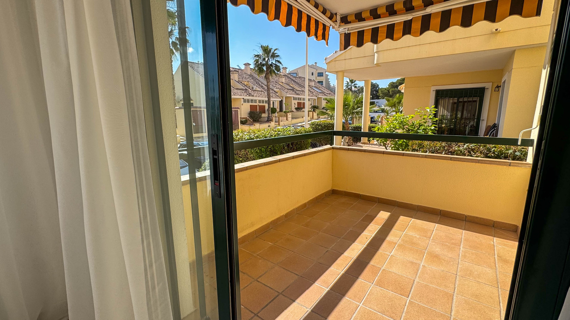 For sale - 2 Bedroom 2 Bathroom Apartment in Orihuela Costa - Lomas de Cabo Roig  - Alicante