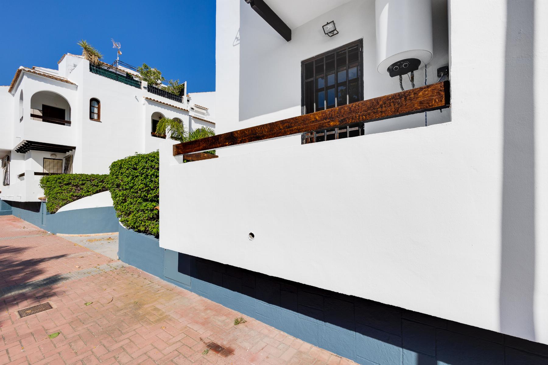 Sold - SOLD-2 Bedroom 1 Bathroom Ground Floor apartment in Torrevieja - playa de los naufragos  - Alicante