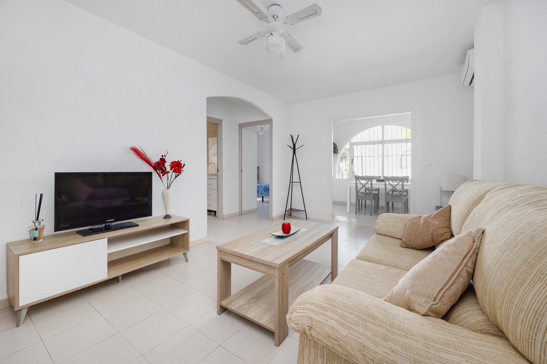 Sold - SOLD-2 Bedroom 1 Bathroom Ground Floor apartment in Torrevieja - playa de los naufragos  - Alicante