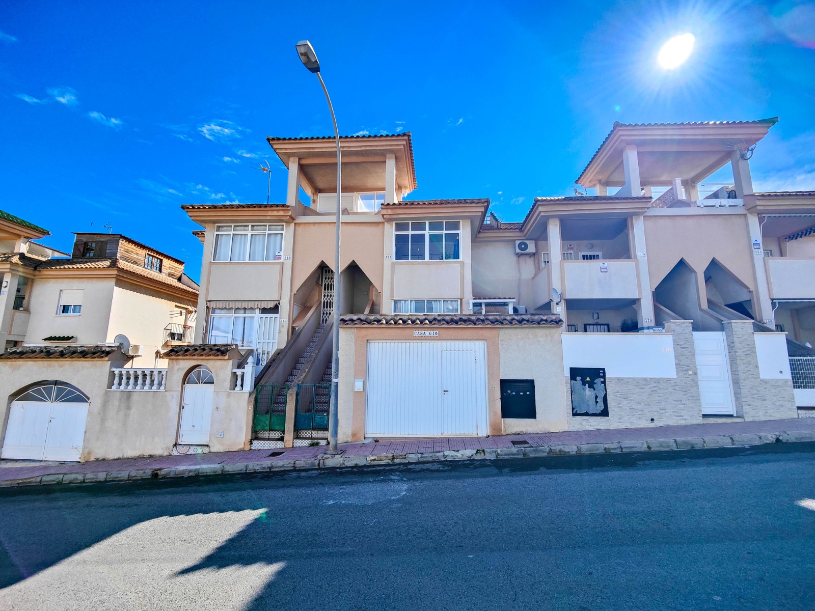 For sale - 1 Bedroom 1 Bathroom Top floor bungalow in Torrevieja - Punta Prima    - Alicante