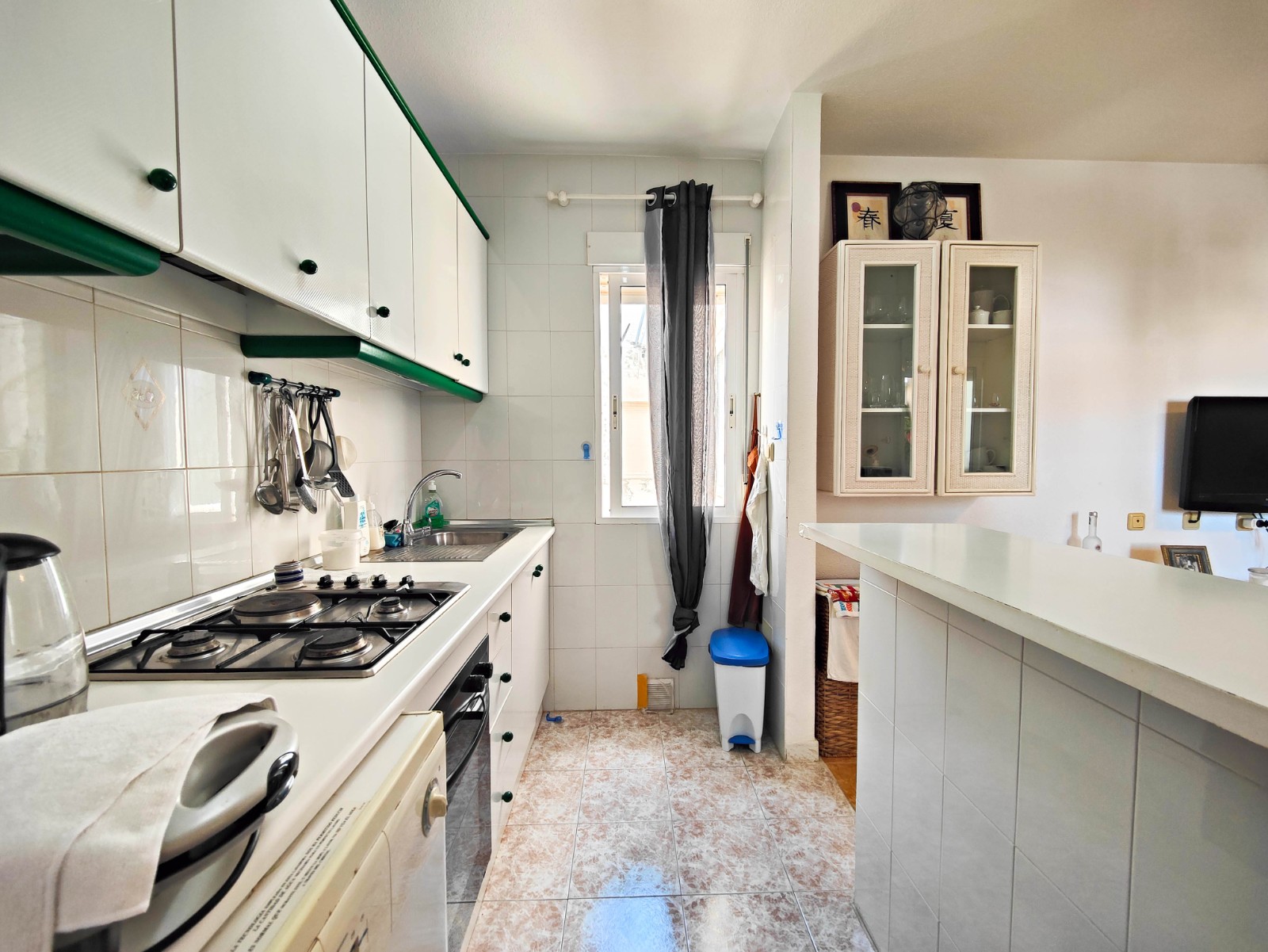 For sale - 1 Bedroom 1 Bathroom Top floor bungalow in Torrevieja - Punta Prima    - Alicante