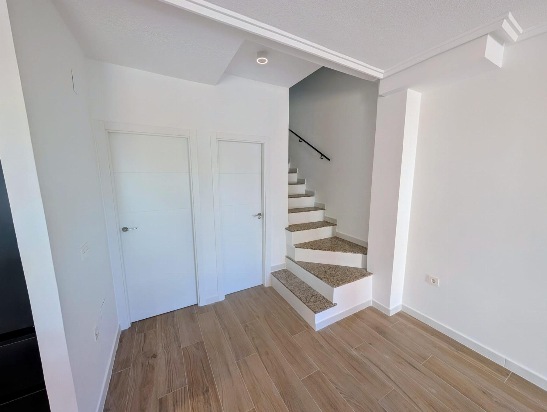 For sale - 3 Bedroom 2 Bathroom Chalet in Orihuela Costa - Dream Hills  - Alicante