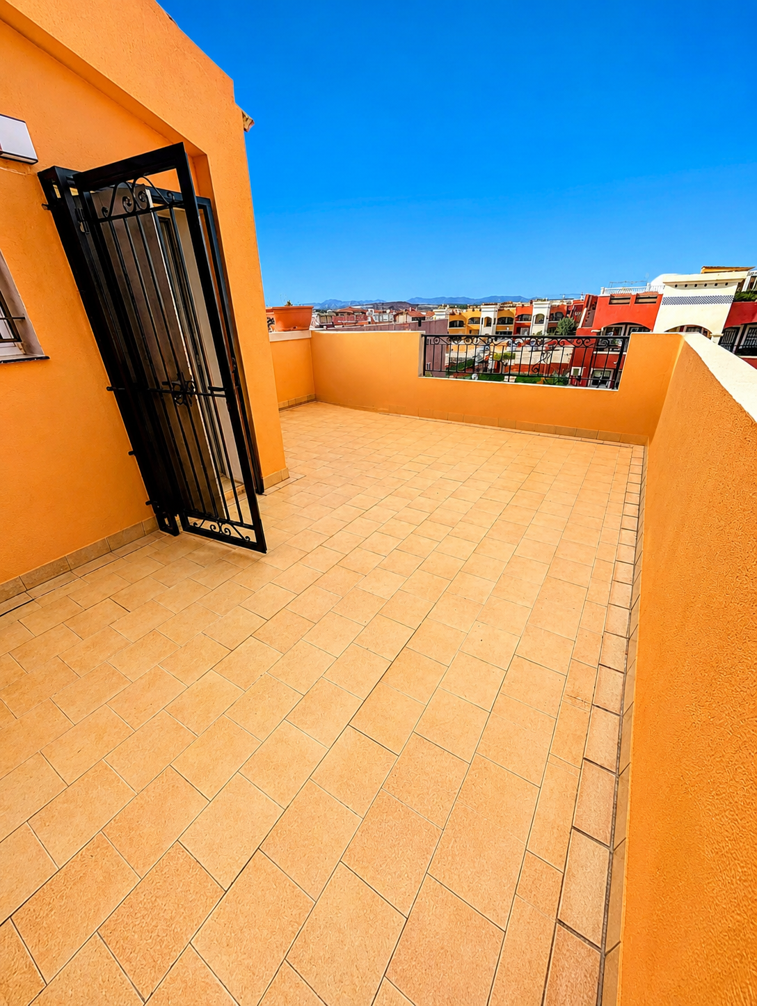 For sale - 3 Bedroom 2 Bathroom Chalet in Orihuela Costa - Dream Hills  - Alicante